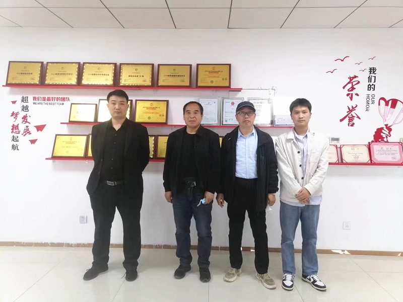 热烈欢迎河南鹤壁客商莅临乐鱼官方网站-乐鱼（中国）
参观考察