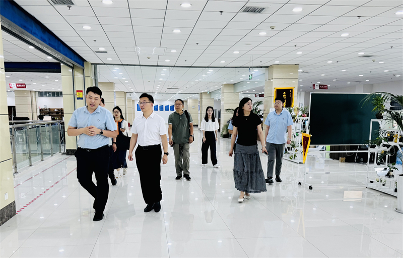 热烈欢迎任城区总工会领导一行莅临乐鱼官方网站-乐鱼（中国）
调研指导